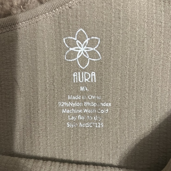 Tank top - Picture 2 of 2